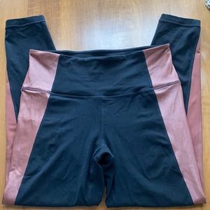 Athleta legging with shimmery side stripe.